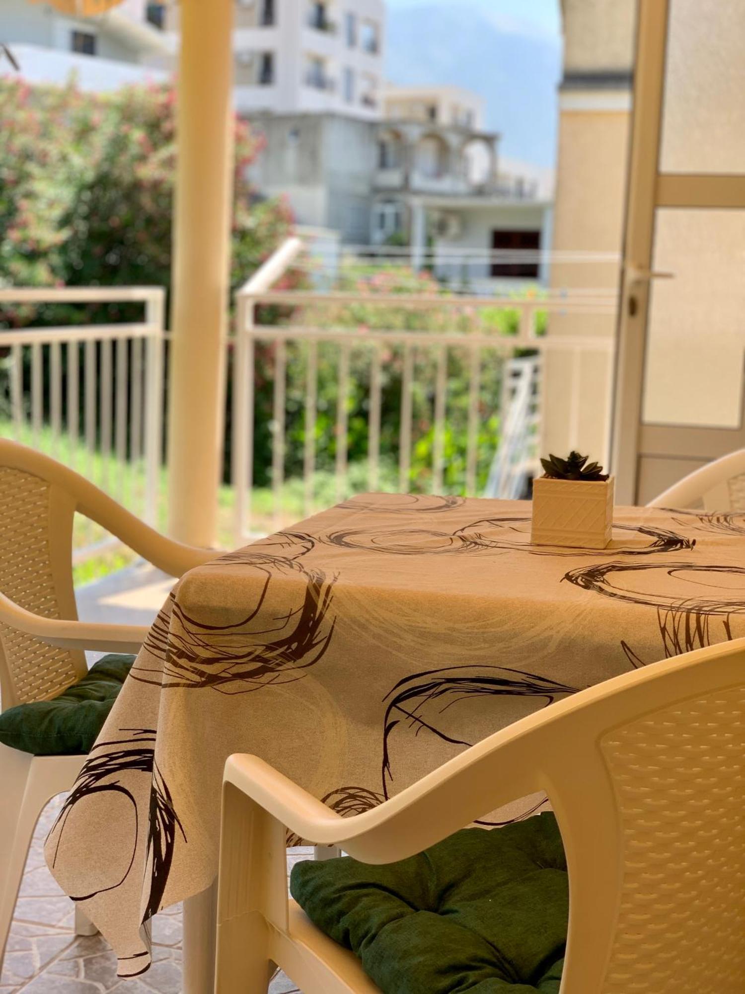Apartman Dma Tivat Eksteriør bilde